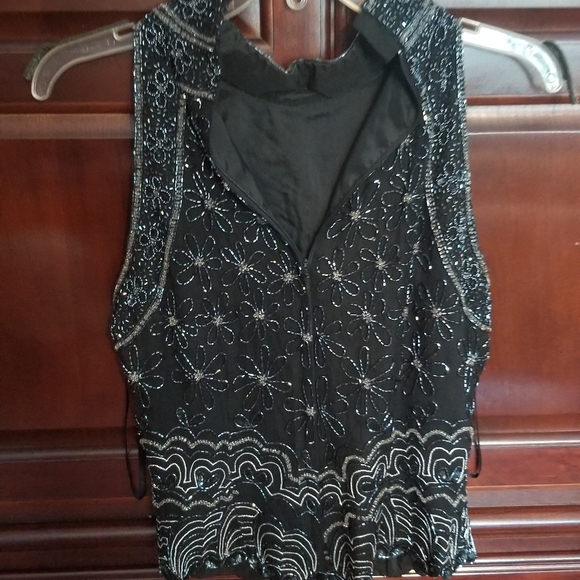 Top - Picture 3 of 3